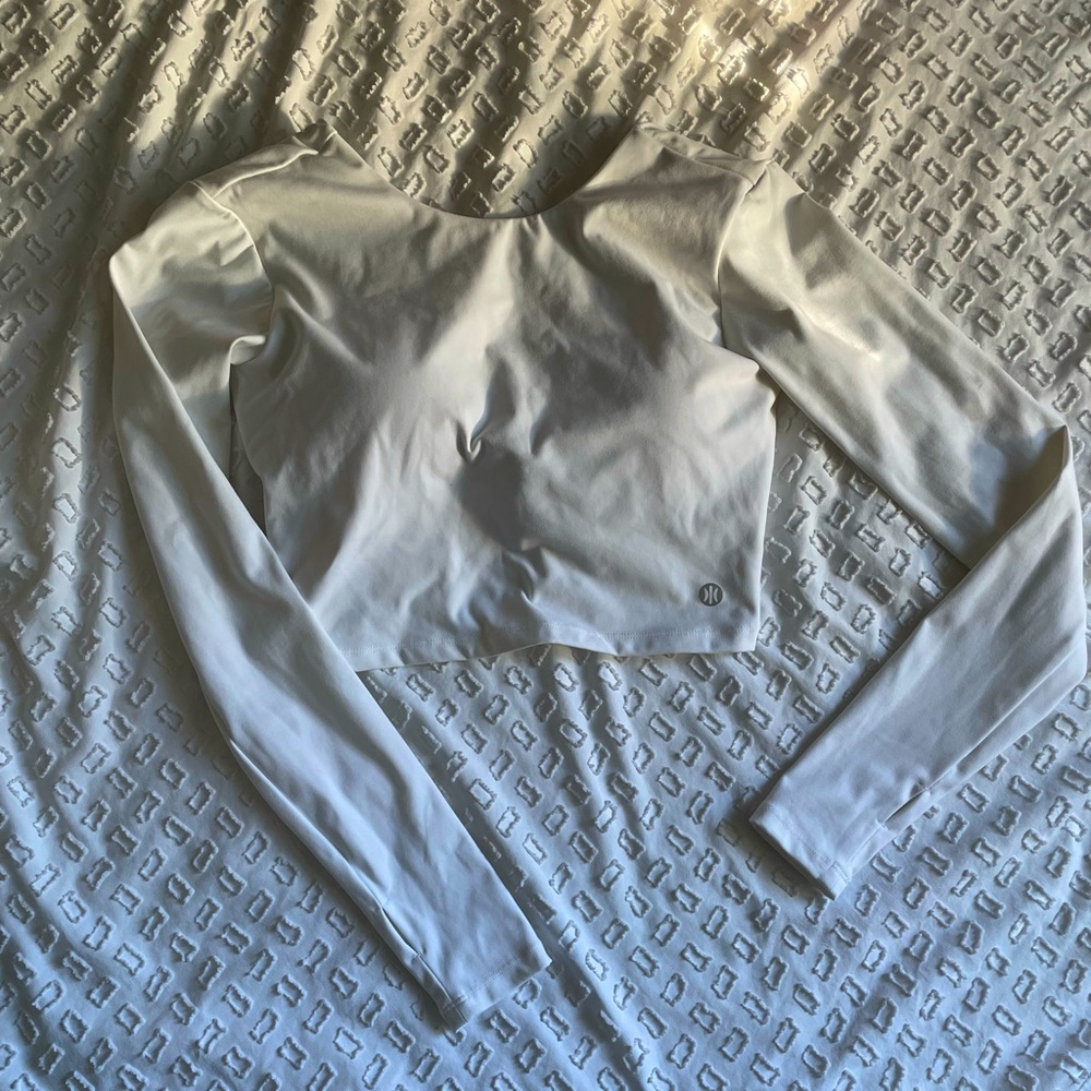Astoria Cropped Open Back Active Tee